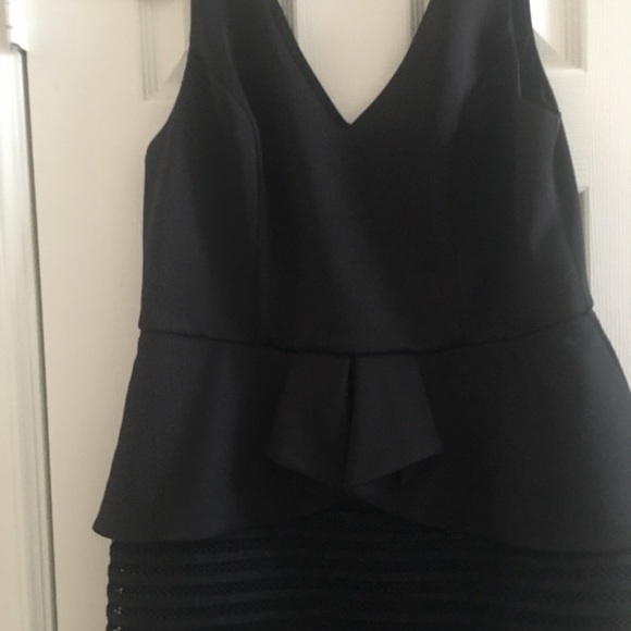 Black dress- B Smart - Picture 3 of 6